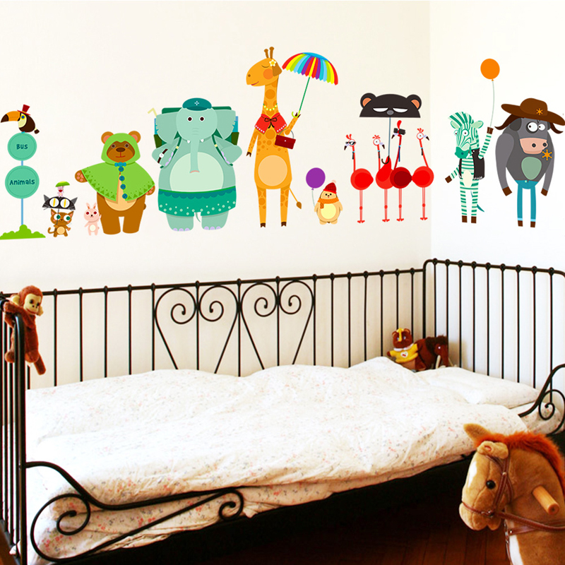 Cartoon Zoo Bus Station Wall S - Baby Zoo Nursery recension och pris